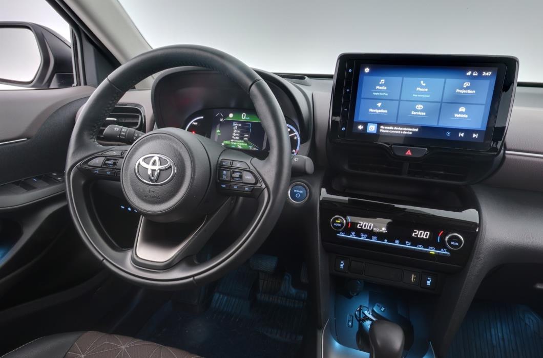 TOYOTA Yaris Cross 2023