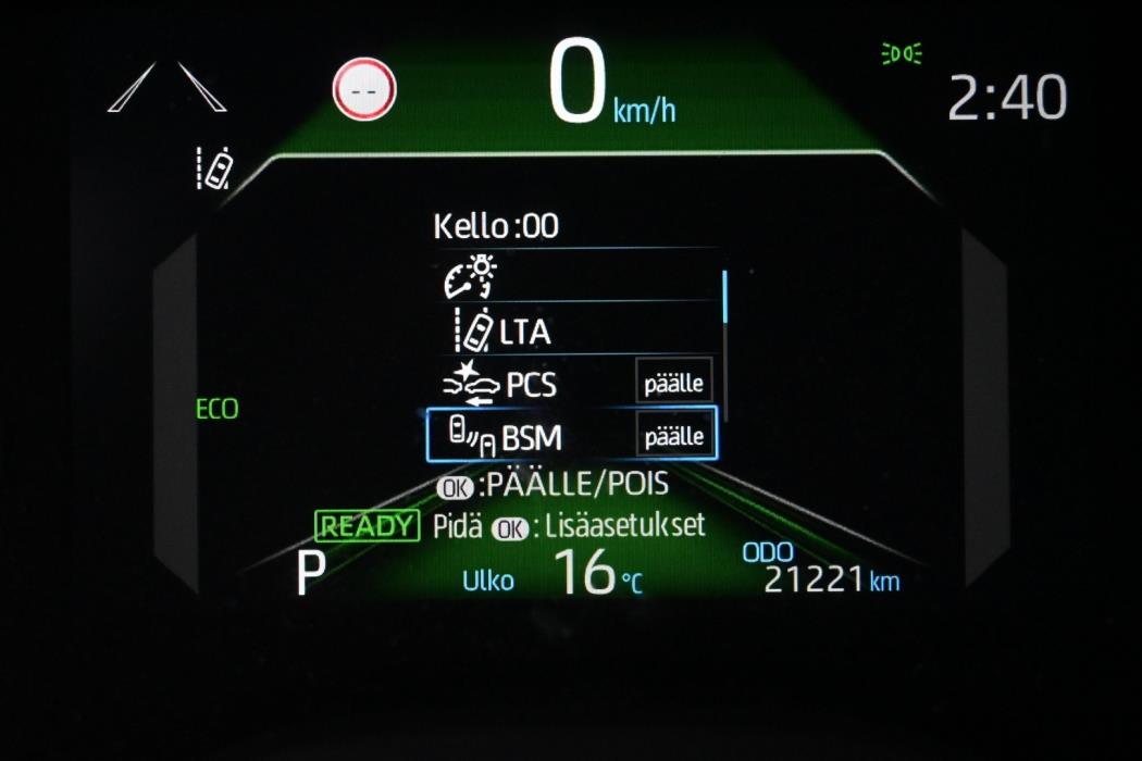 TOYOTA Yaris Cross 2023