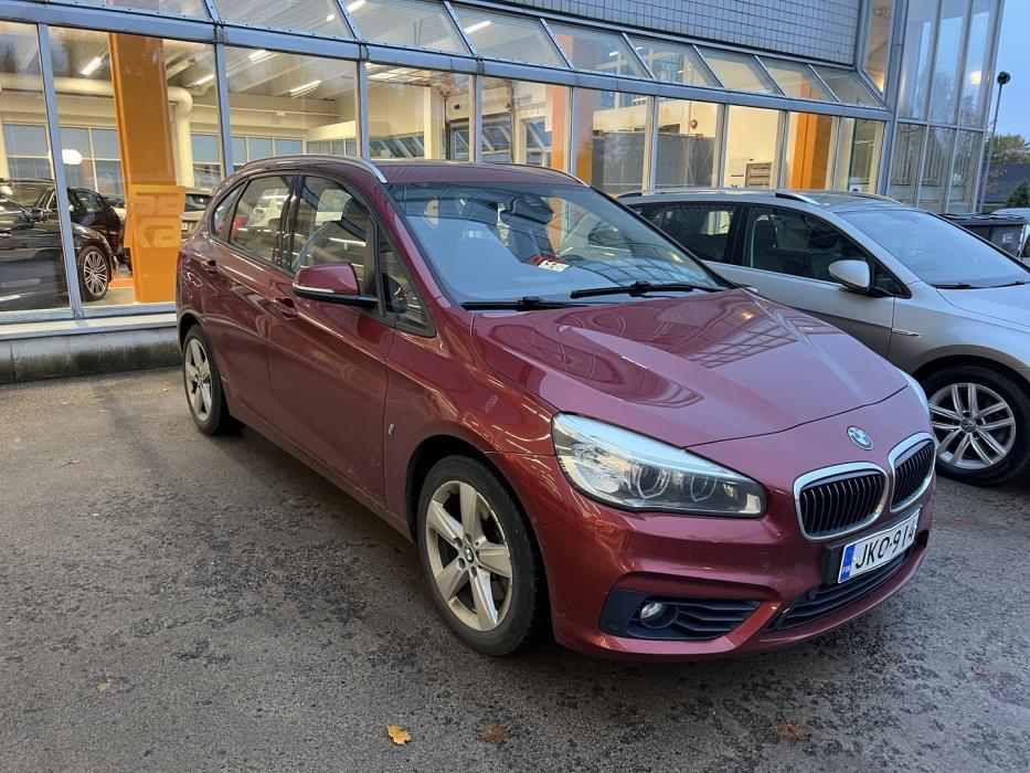 BMW 225 2017