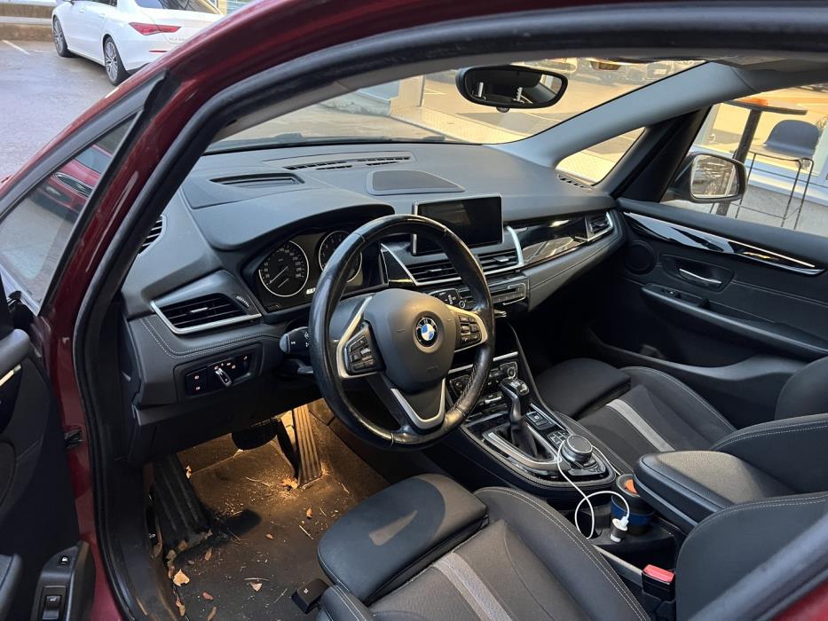 BMW 225 2017