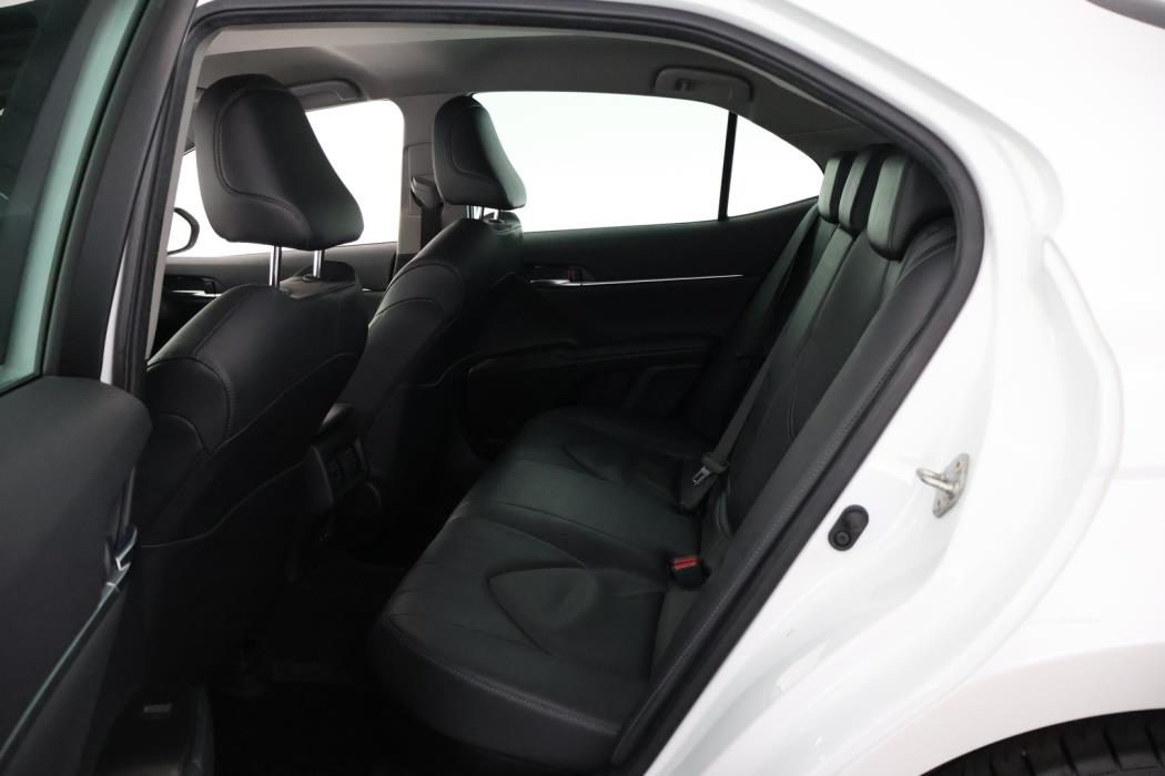 TOYOTA Camry 2023