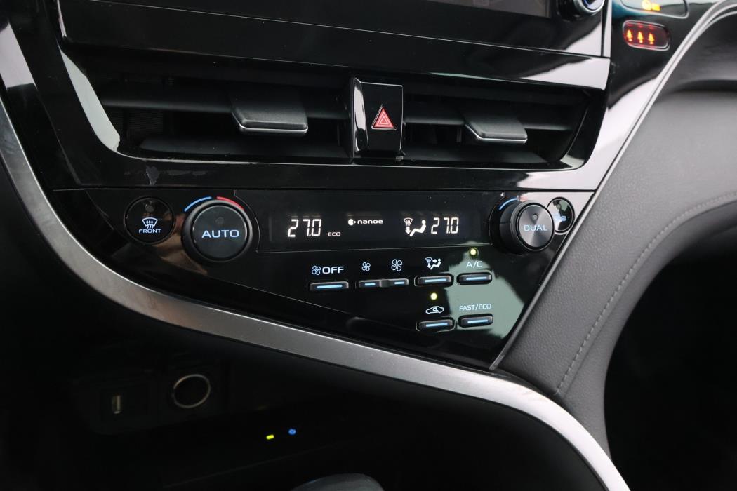 TOYOTA Camry 2023