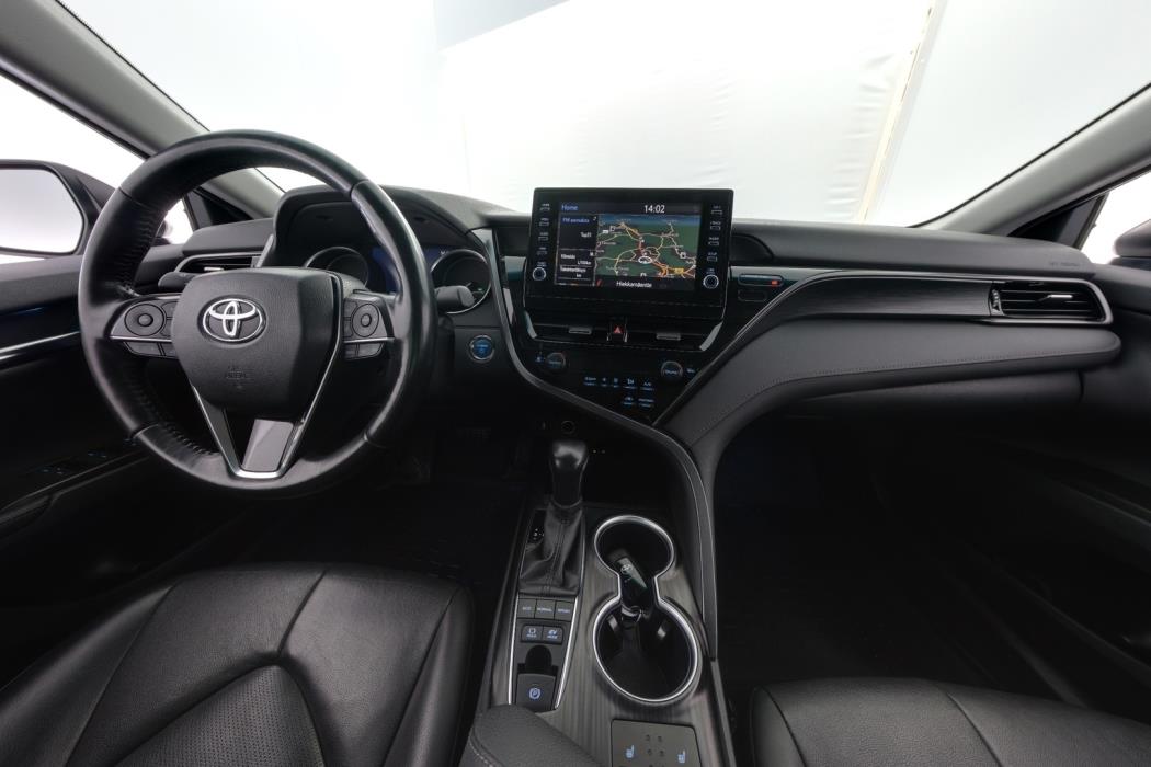 TOYOTA Camry 2023