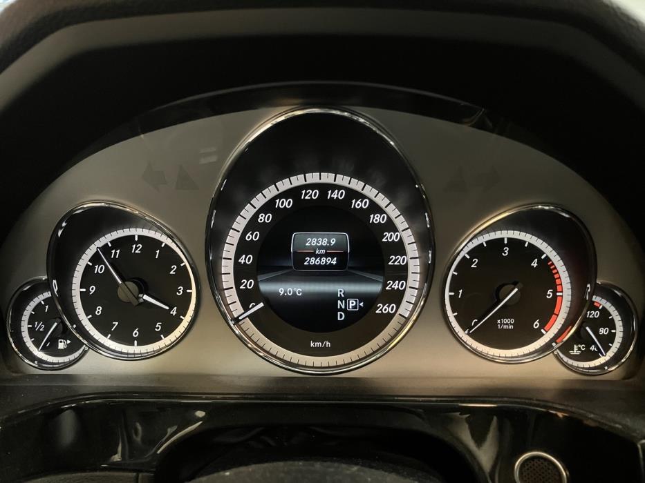 MERCEDES-BENZ E 2013