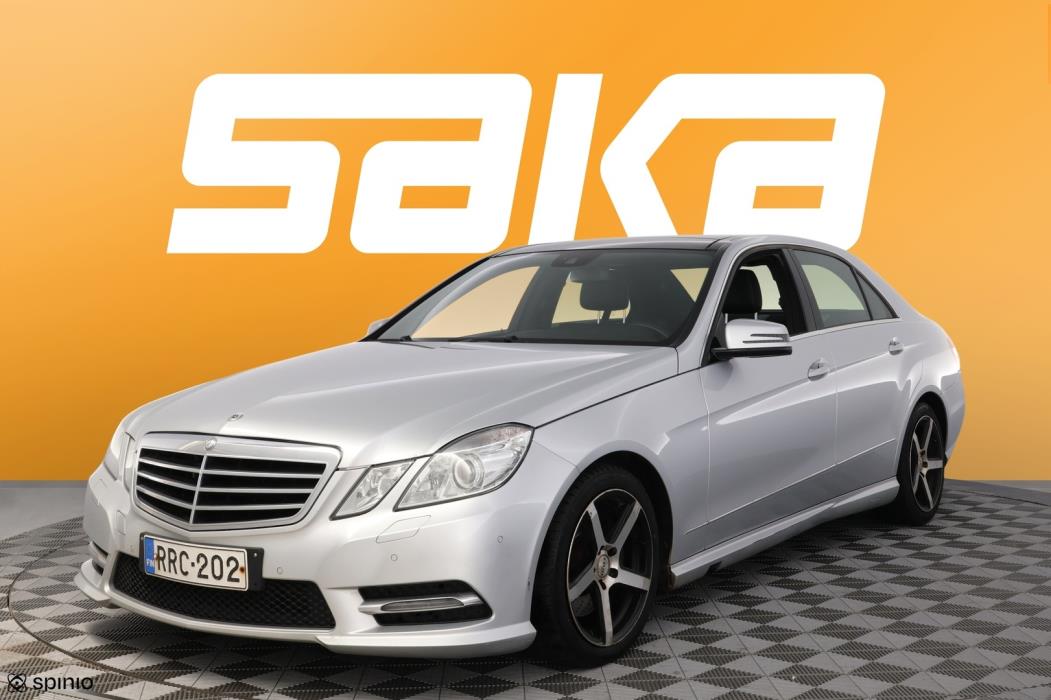 MERCEDES-BENZ E 2013