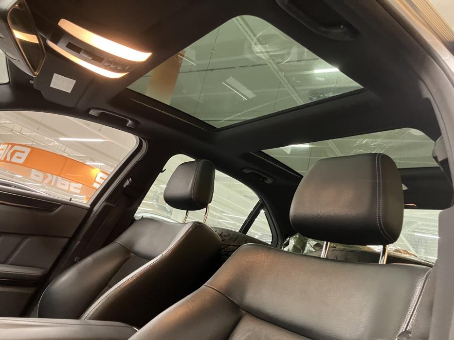 MERCEDES-BENZ E 2013