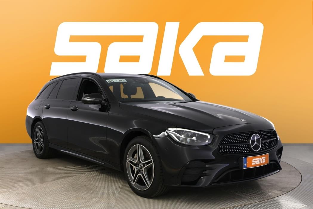 MERCEDES-BENZ E 2022