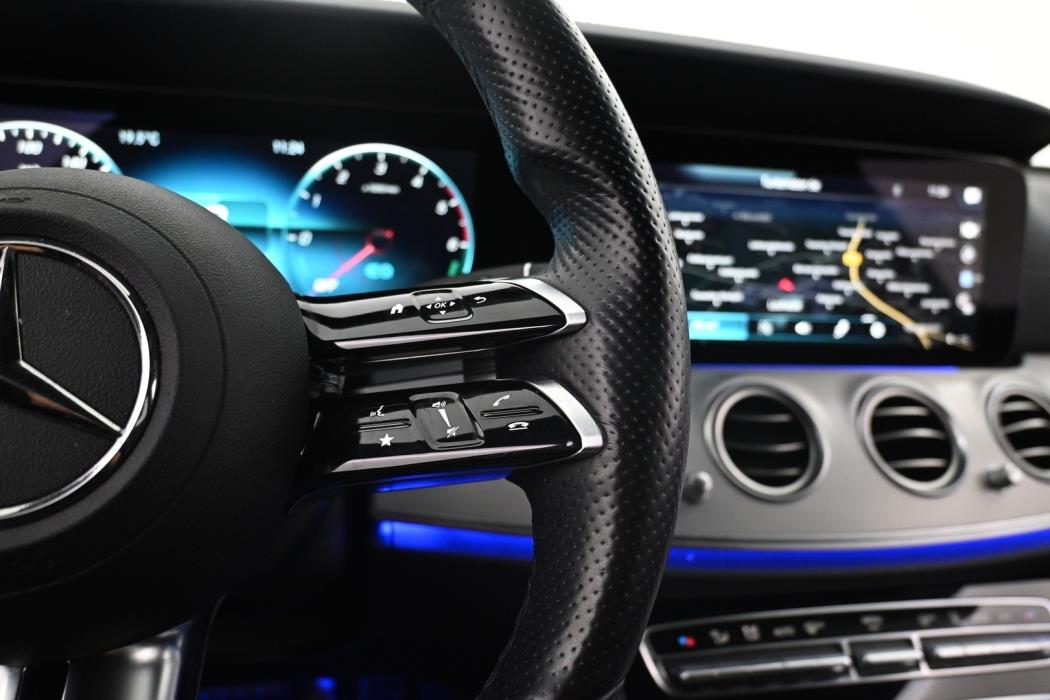 MERCEDES-BENZ E 2022