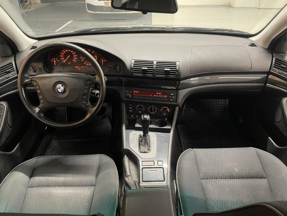BMW 525 2003