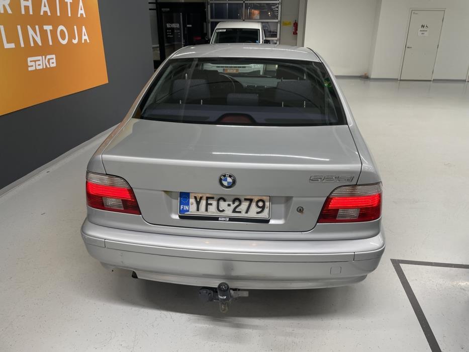 BMW 525 2003