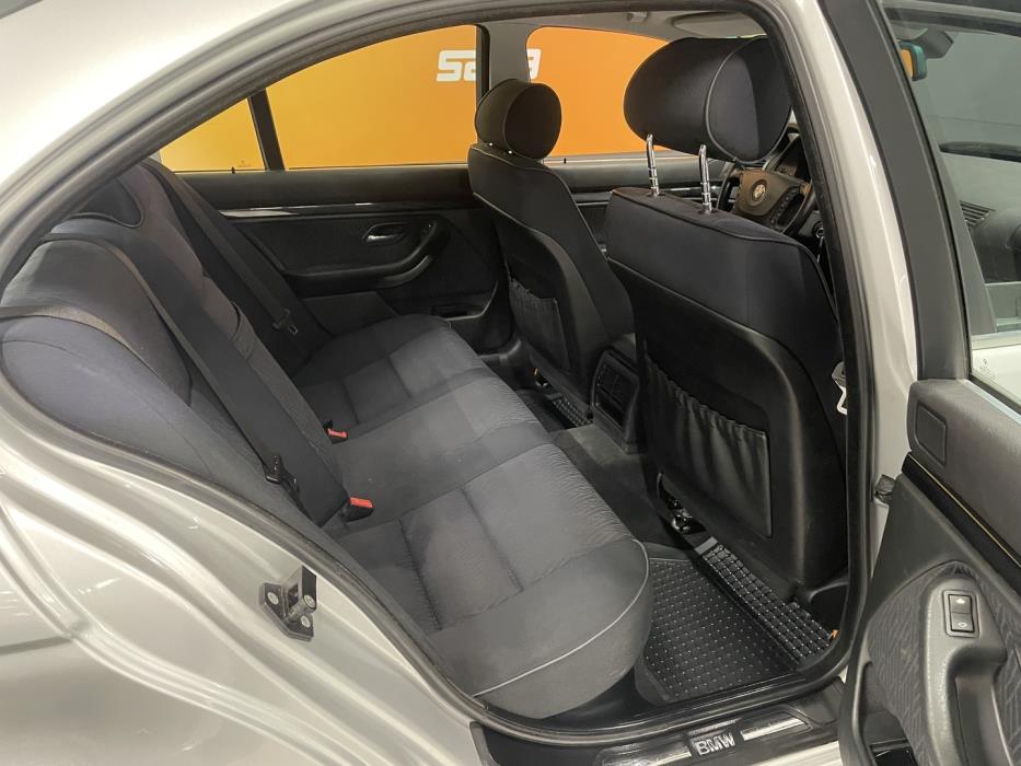 BMW 525 2003