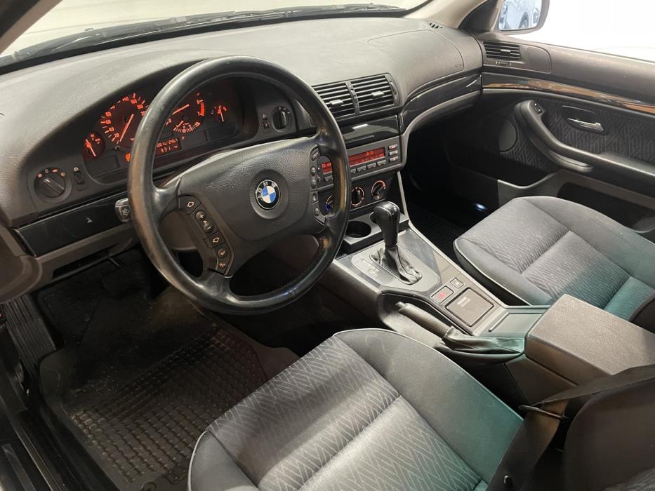 BMW 525 2003