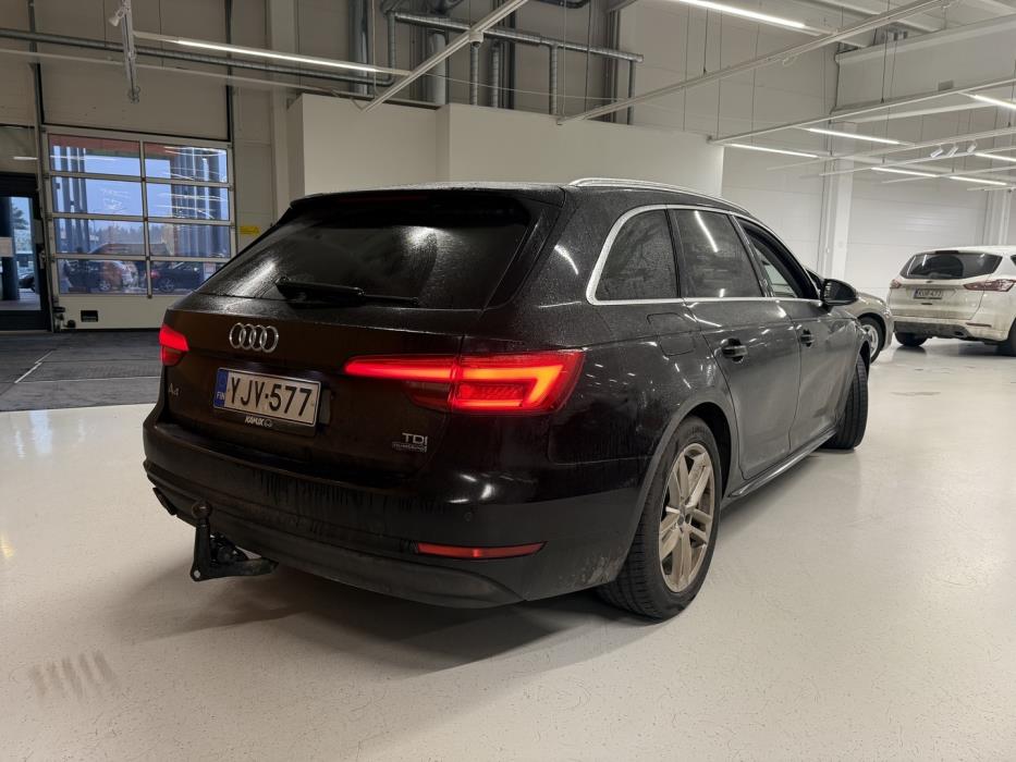 AUDI A4 2017