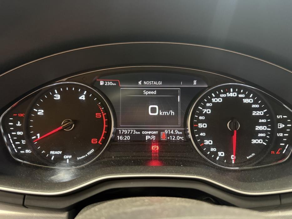AUDI A4 2017