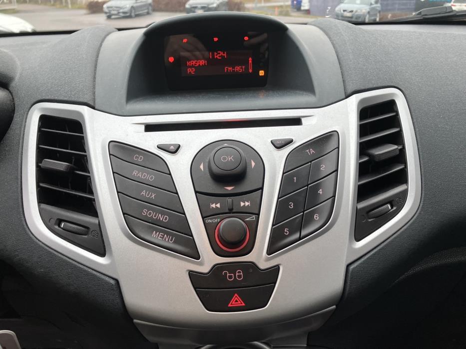 FORD Fiesta 2012