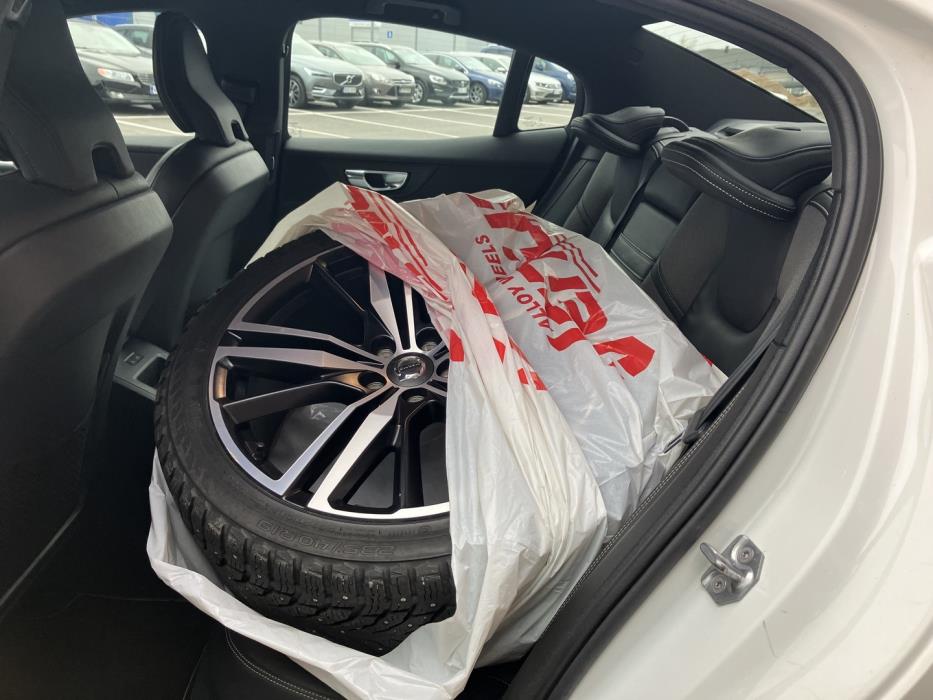 VOLVO S60 2020