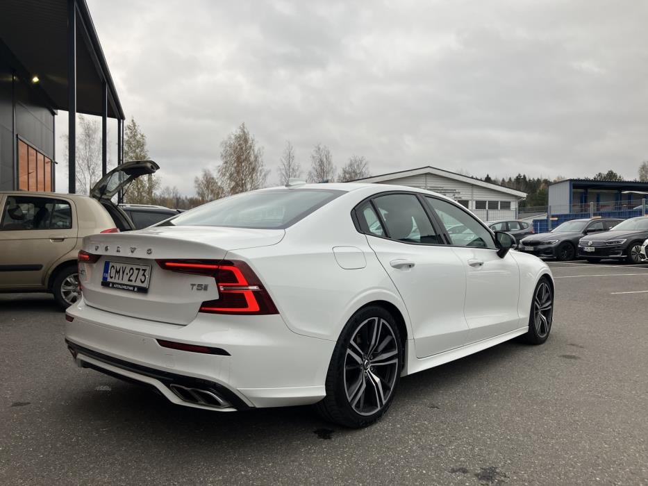 VOLVO S60 2020