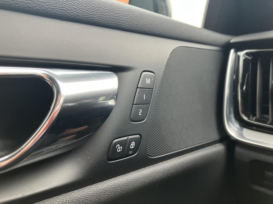 VOLVO S60 2020