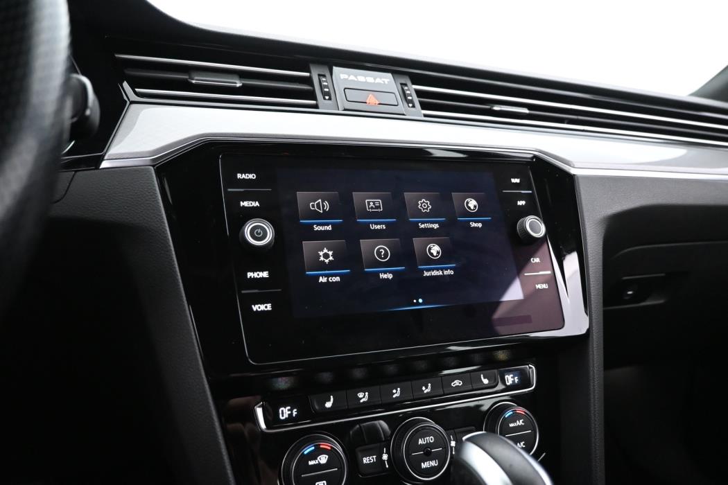 VOLKSWAGEN Passat 2020