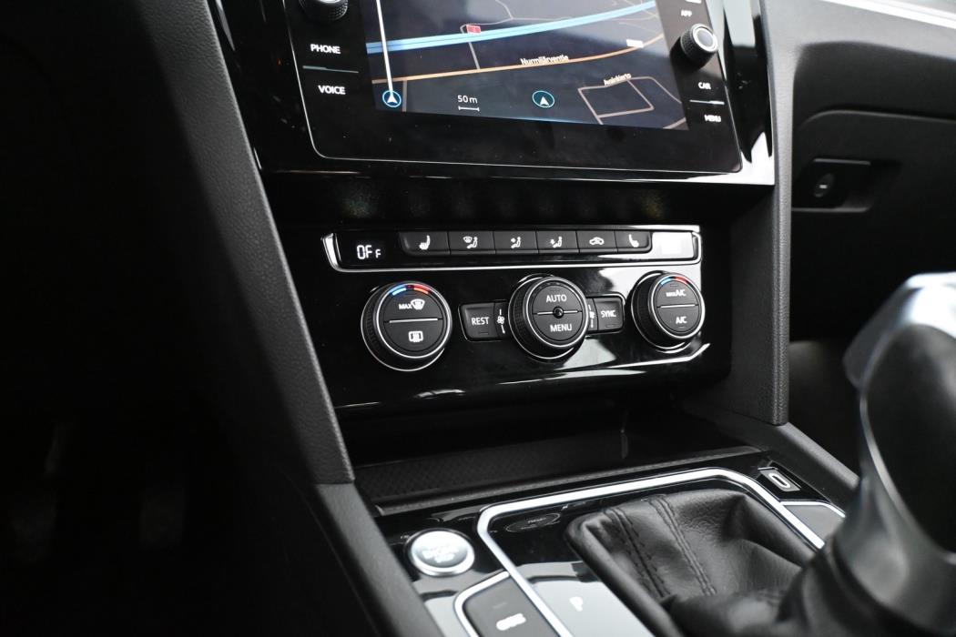 VOLKSWAGEN Passat 2020