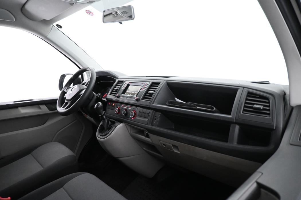 VOLKSWAGEN Transporter 2018