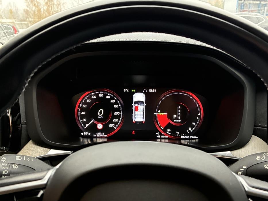 VOLVO XC60 2019