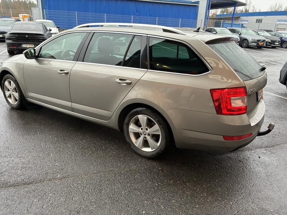 SKODA Octavia 2016