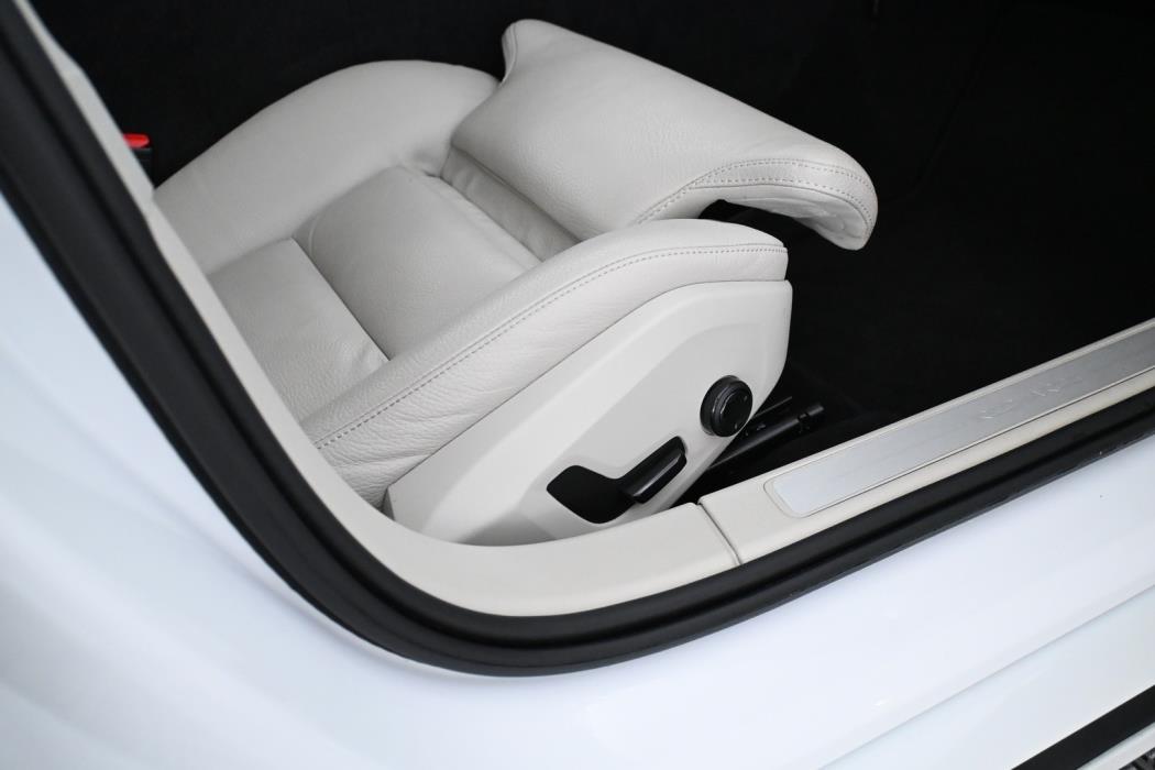 VOLVO V60 2022