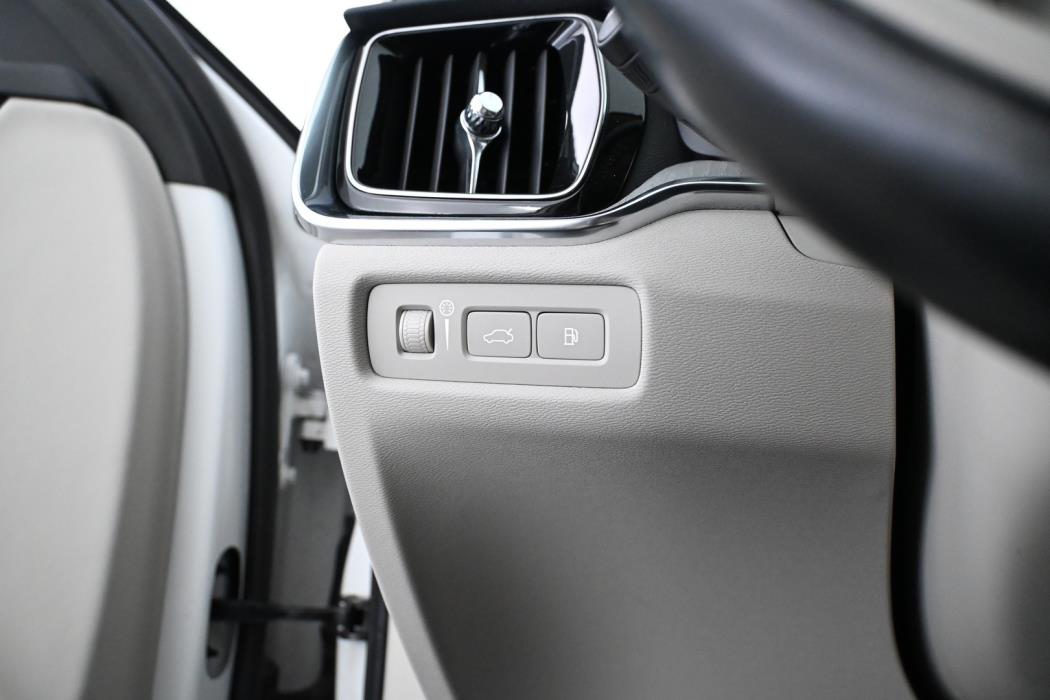 VOLVO V60 2022