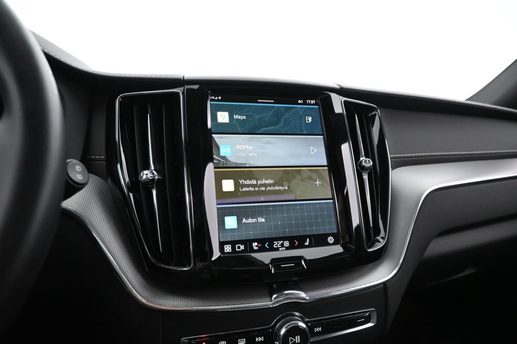 VOLVO XC60 2022
