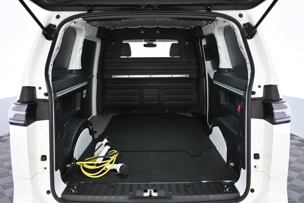 VOLKSWAGEN ID. BUZZ CARGO 2023