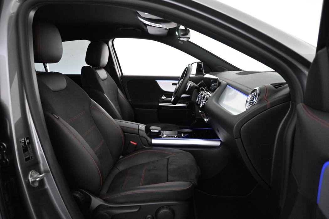 MERCEDES-BENZ EQA 2021