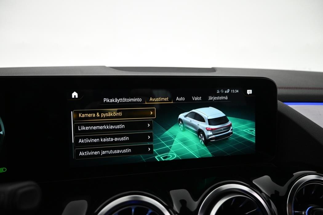 MERCEDES-BENZ EQA 2021