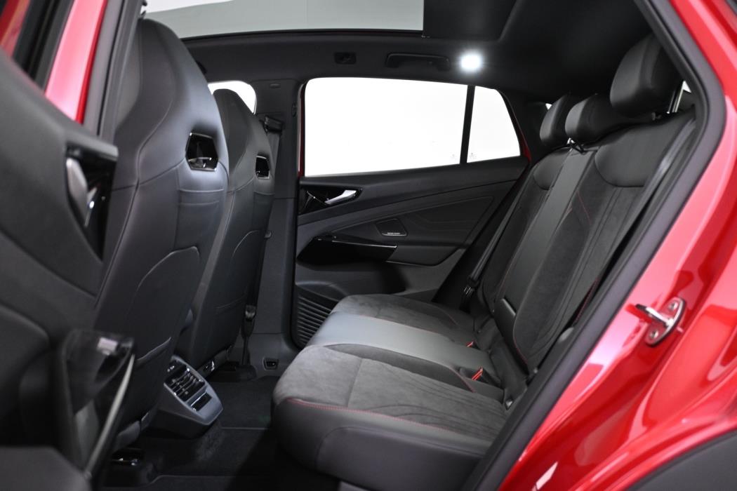 VOLKSWAGEN ID.5 2025