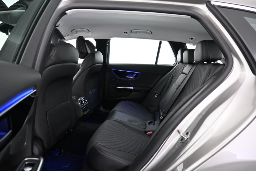 MERCEDES-BENZ C 2022