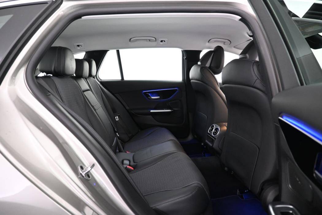 MERCEDES-BENZ C 2022