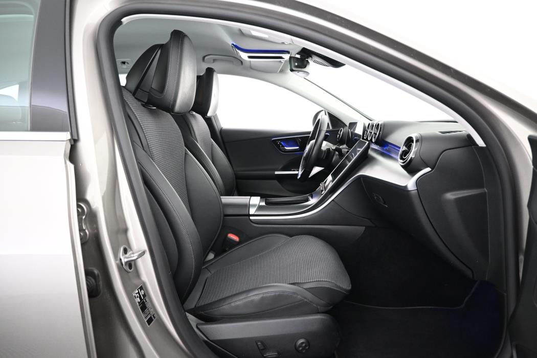 MERCEDES-BENZ C 2022