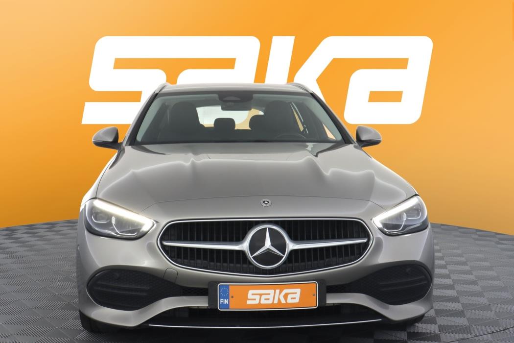 MERCEDES-BENZ C 2022