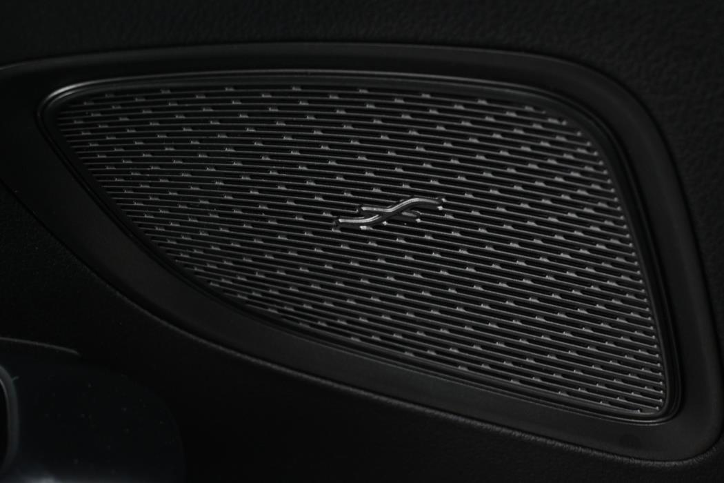 MERCEDES-BENZ C 2022