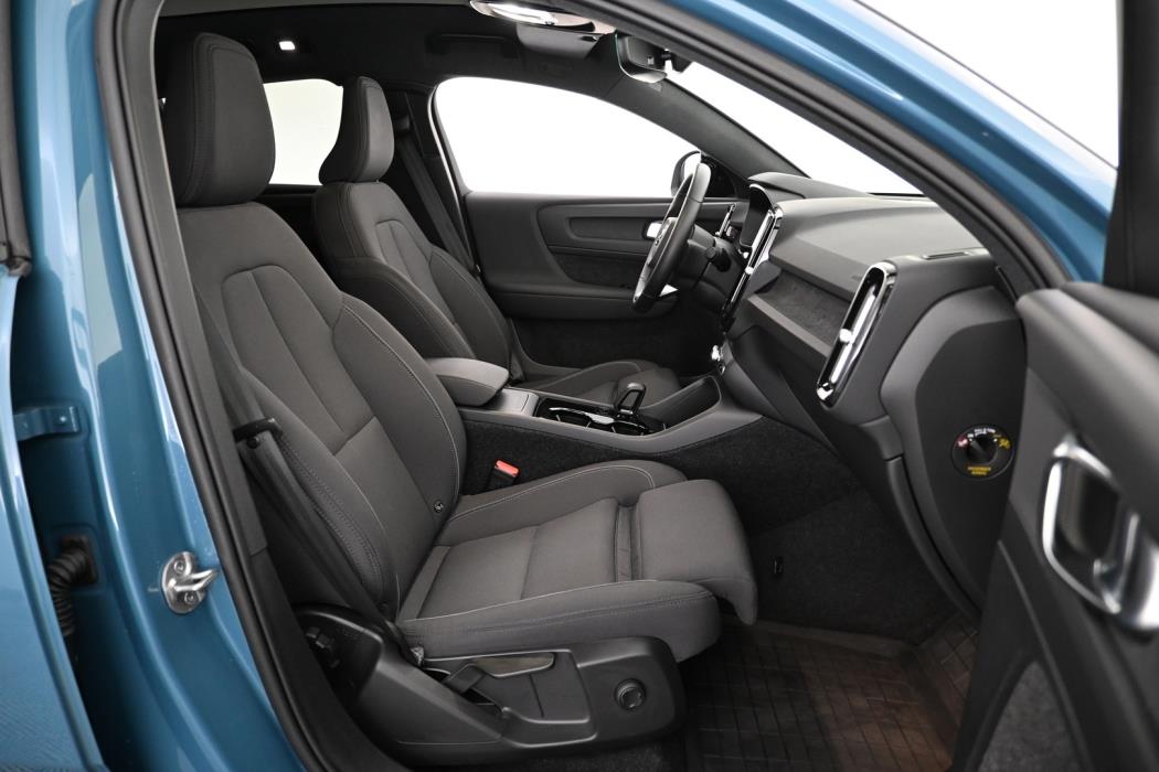 VOLVO C40 2023