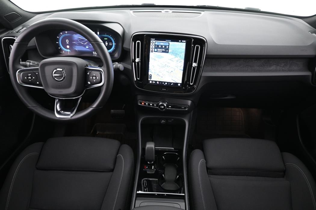 VOLVO C40 2023