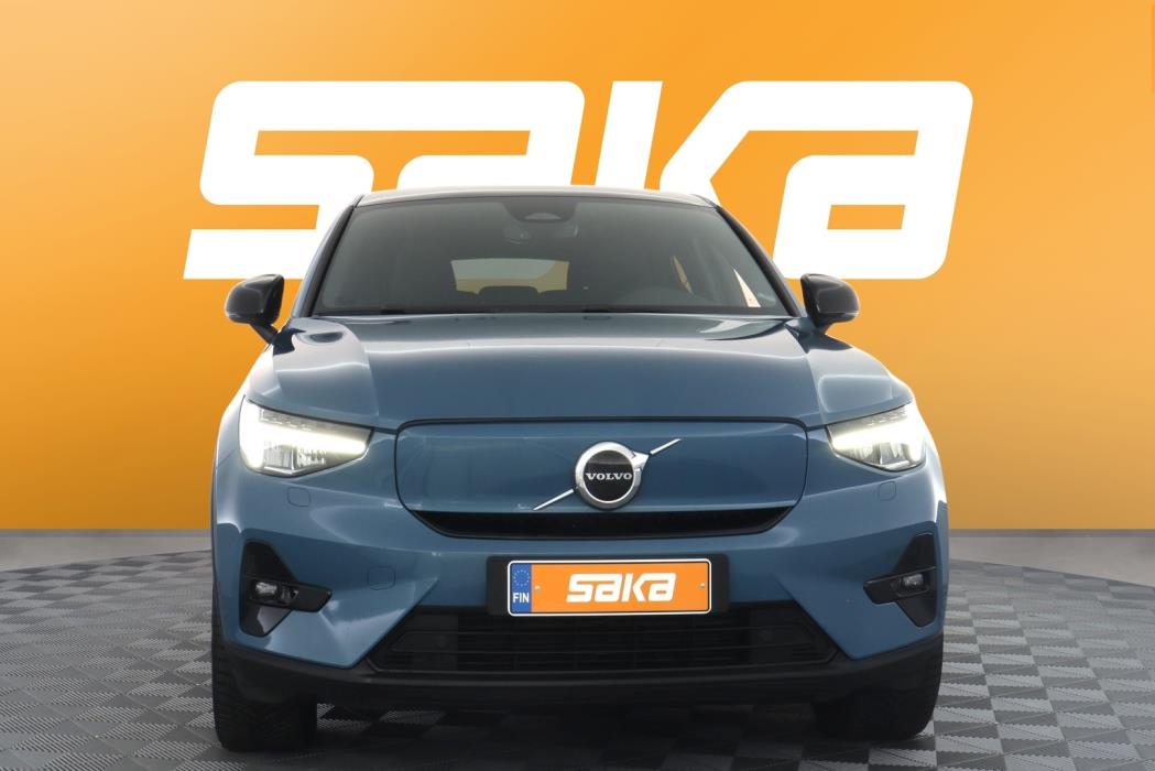 VOLVO C40 2023