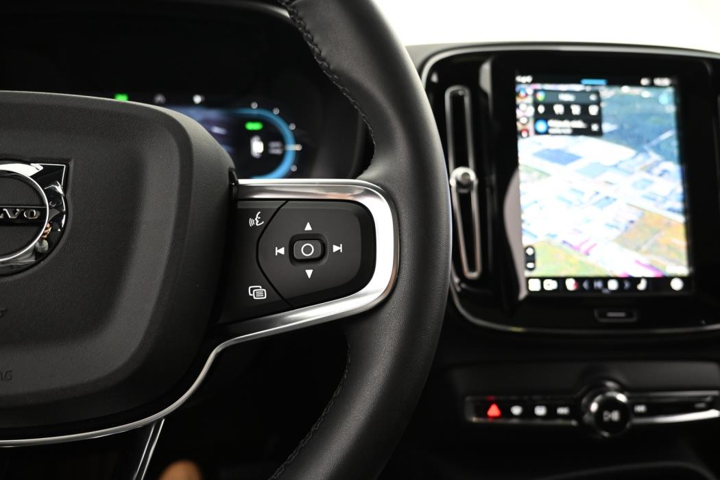 VOLVO C40 2023