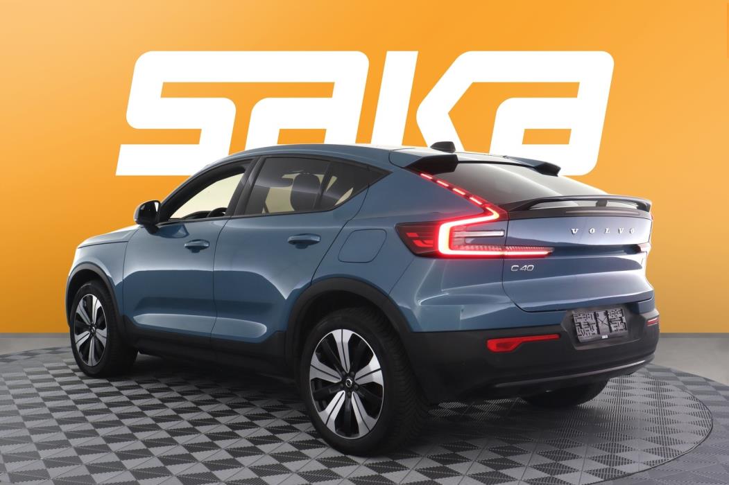 VOLVO C40 2023