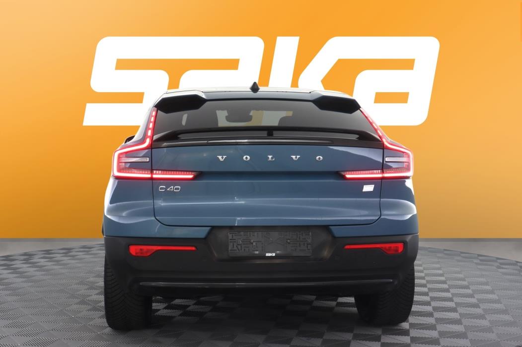 VOLVO C40 2023