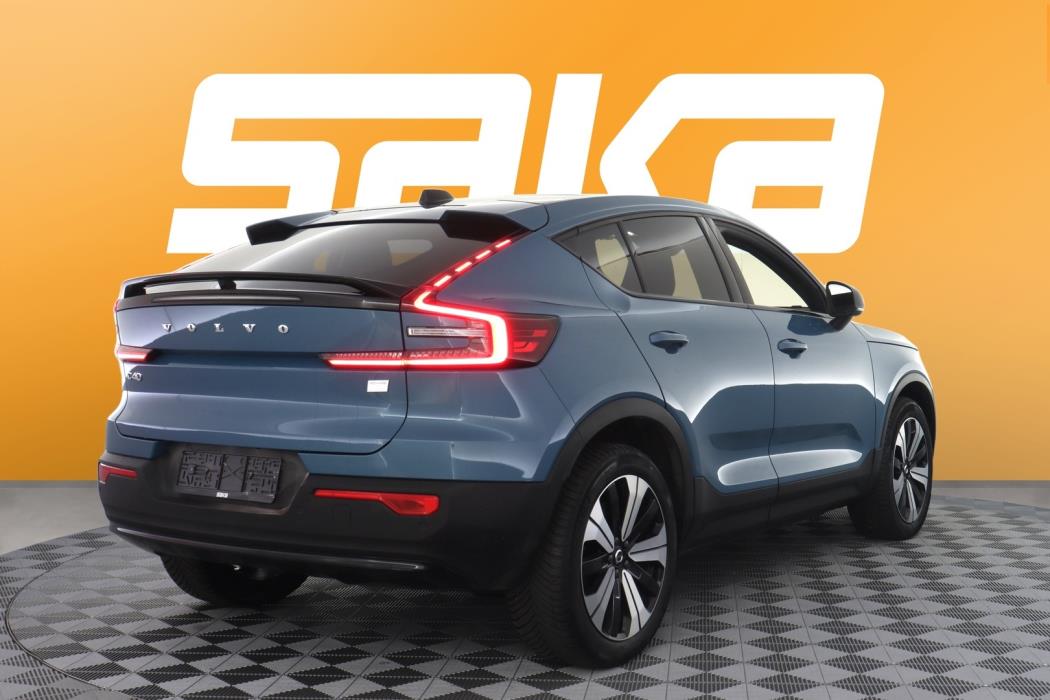 VOLVO C40 2023