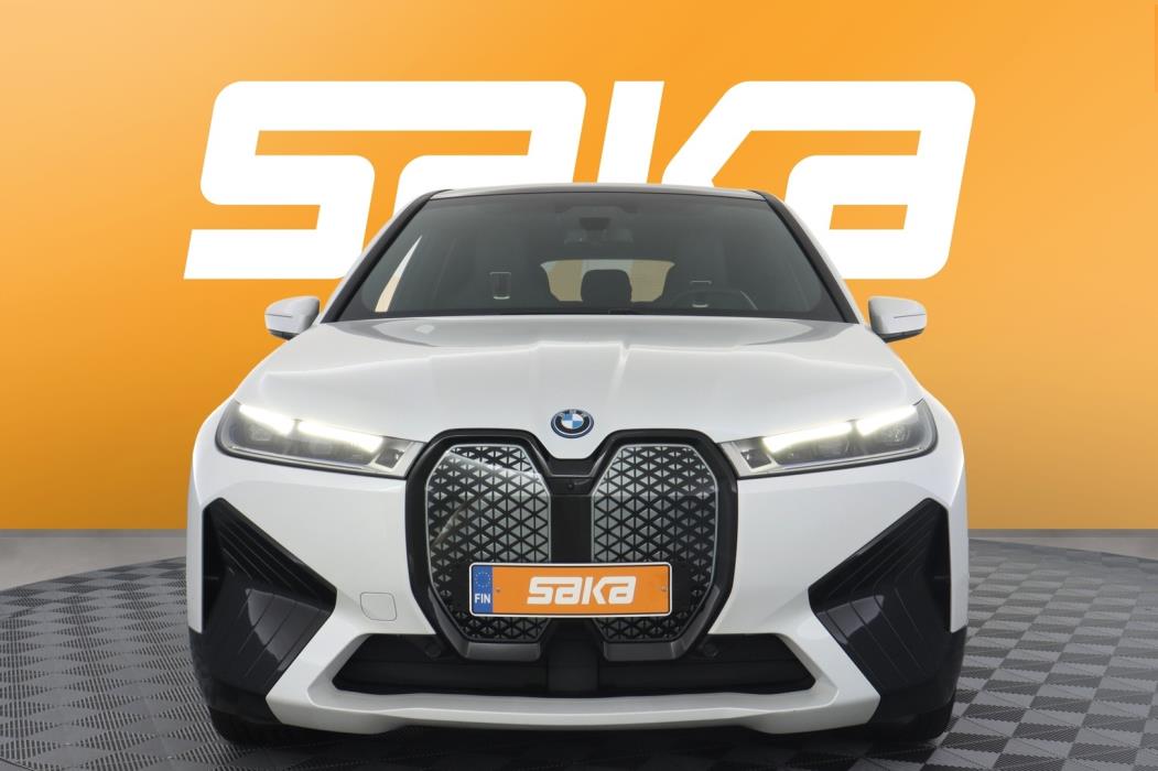 BMW iX 2022