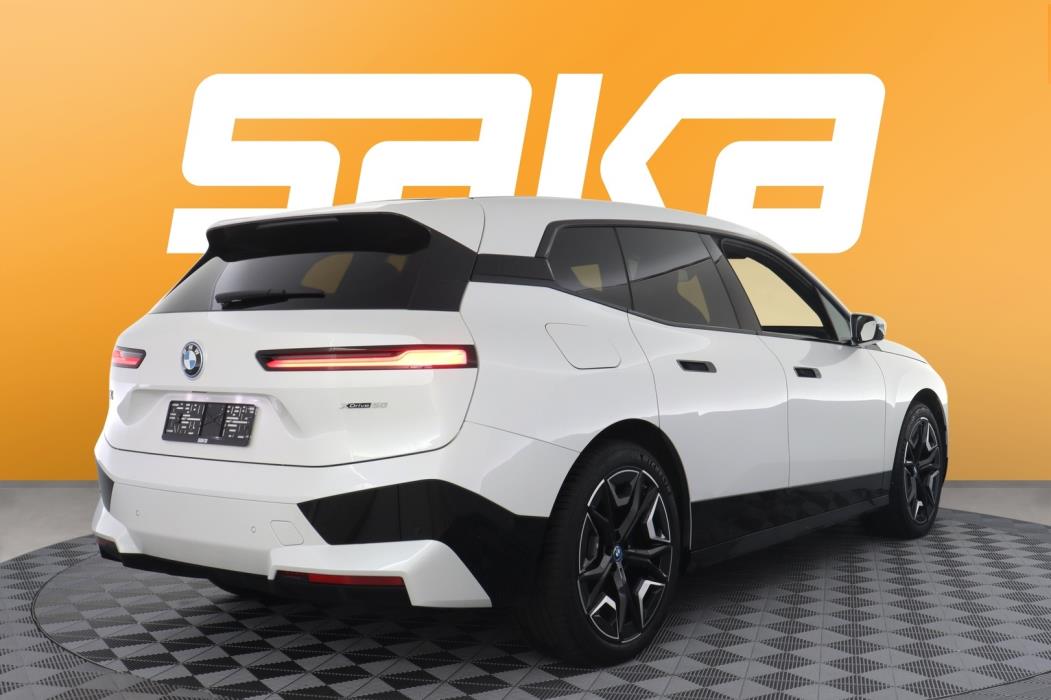 BMW iX 2022