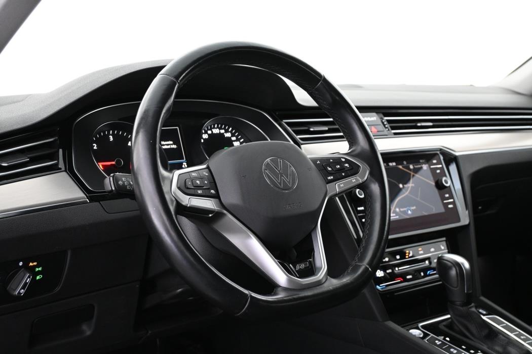 VOLKSWAGEN Passat 2021
