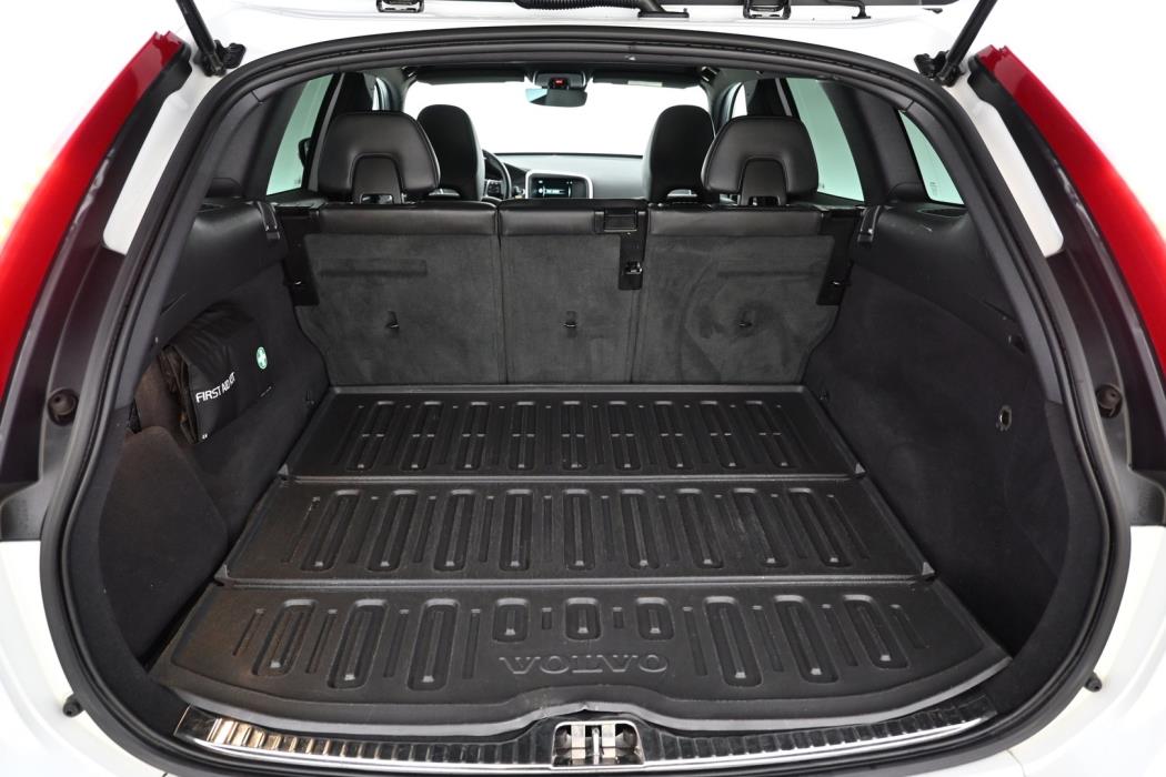 VOLVO XC60 2016